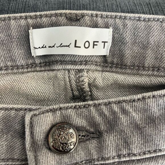 LOFT Curvy Patch Pocket High Rise Kick‎ Crop Jeans in Grey Size 2 (26) - Picture 4 of 8